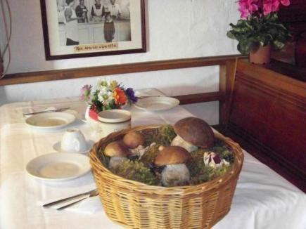 Garni Pecol Bed & Breakfast Fusine Exterior photo